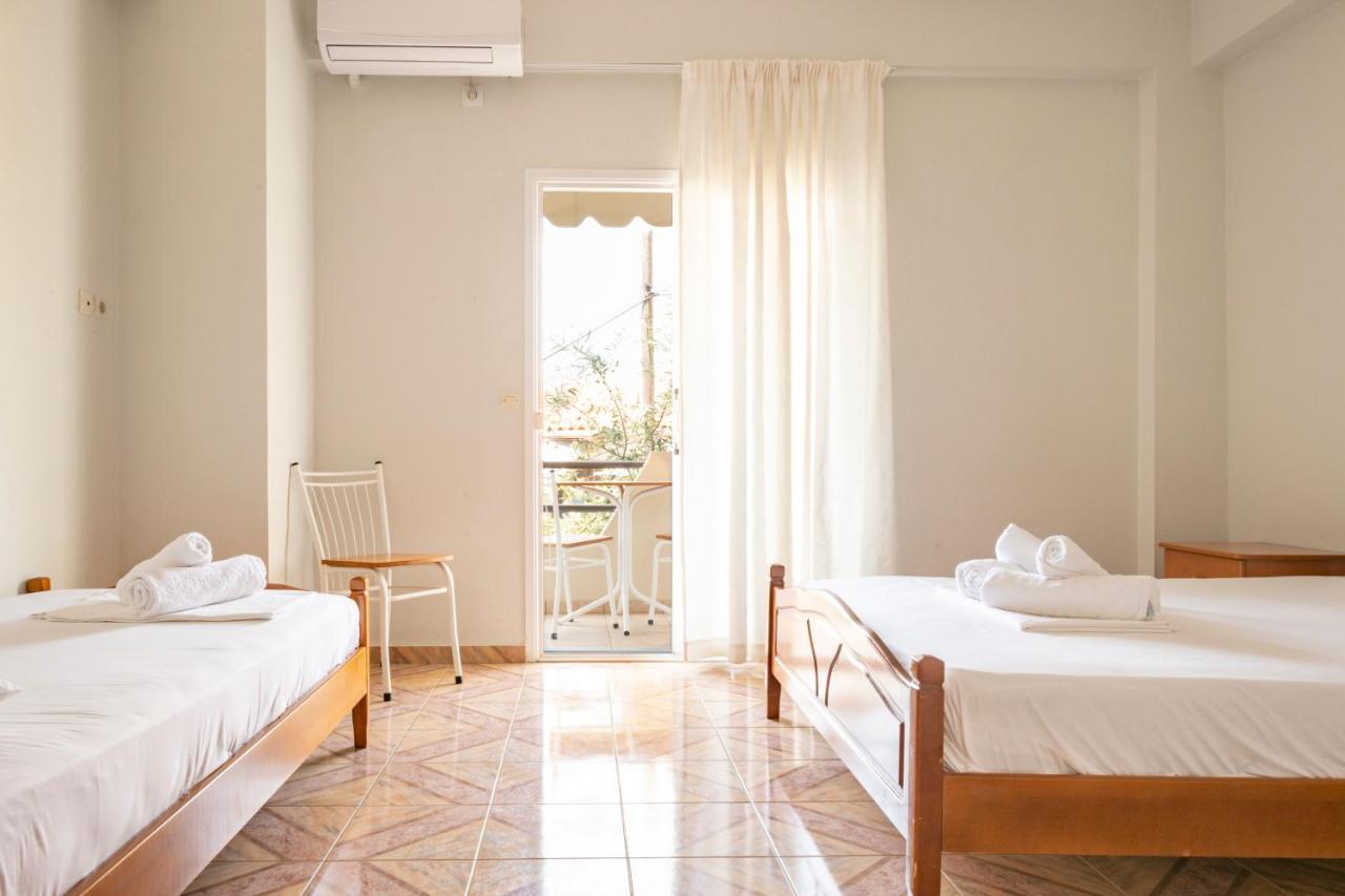 Margarita Guesthouse Himare Exterior photo